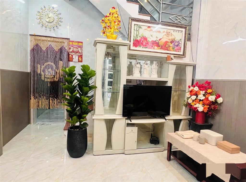 Cần bán gấp nhà btct hẻm nhựa xe tải  nguyễn văn săng  tân phú