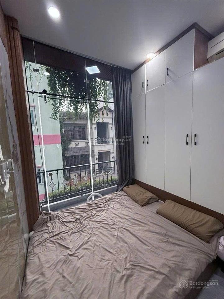 Bán nhà mới hẻm xe hơi tặng full nội thất đường dương văn dương, quận tân phú