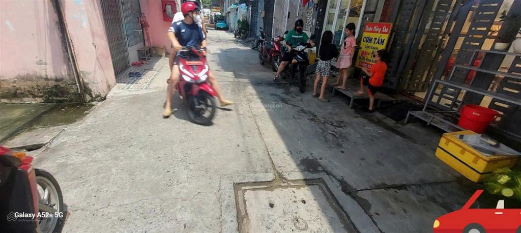 Bán nhà mới hẻm xe hơi tặng full nội thất đường dương văn dương, quận tân phú