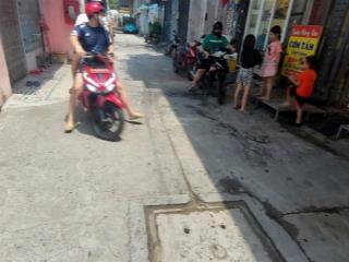 Bán nhà mới hẻm xe hơi tặng full nội thất đường dương văn dương, quận tân phú