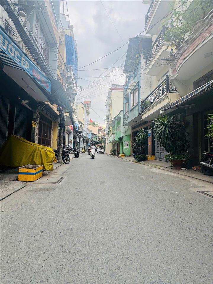Nhà mặt tiền btct ngộp ngân hàng cần bán gấp đường tốt bàu cát  tân bình