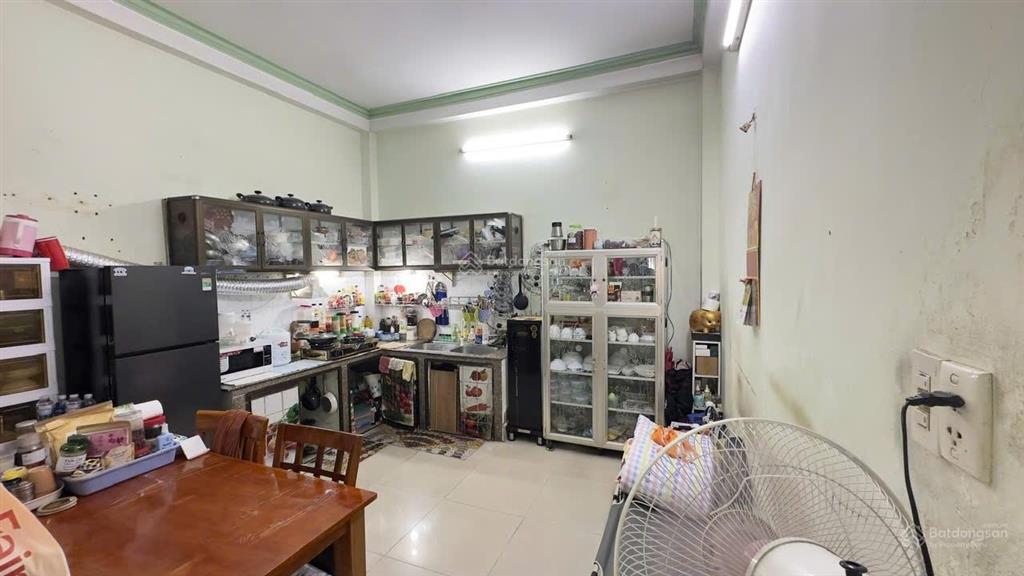 Cần bán nhà btct cống lở  tân bình