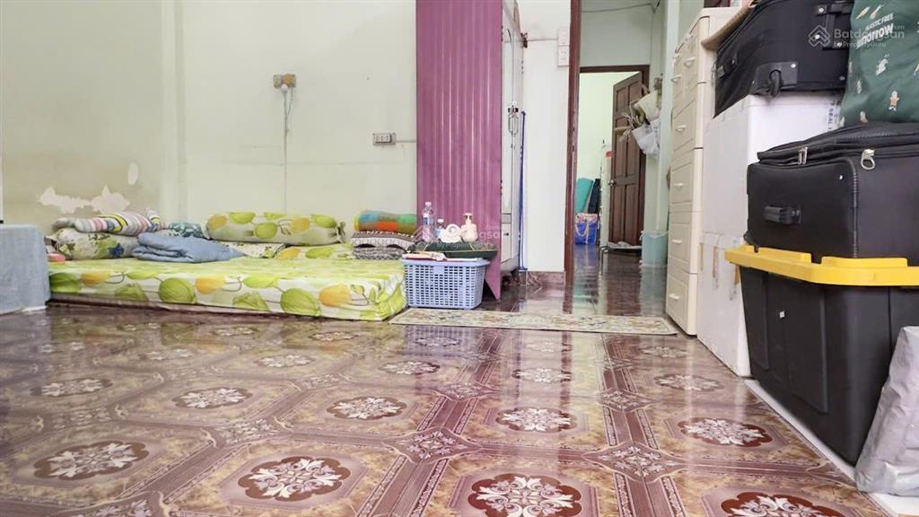 Cần bán nhà btct cống lở  tân bình