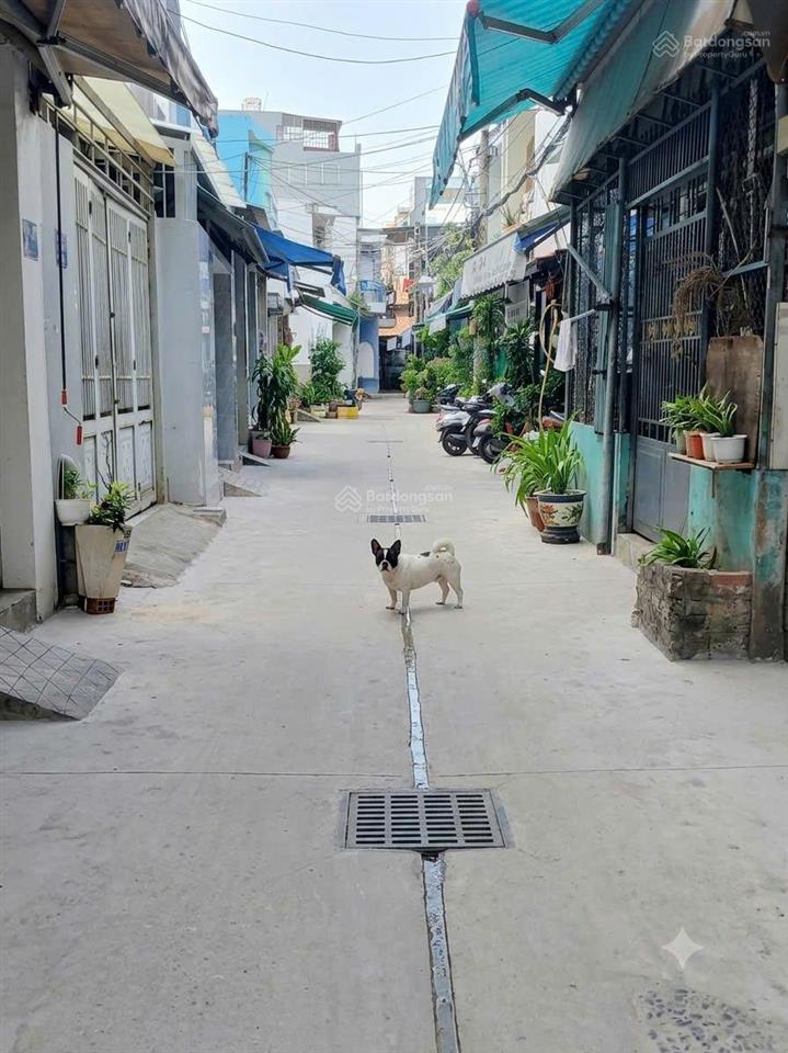 Cần bán gấp nhà hxh đường số 18  tân phú