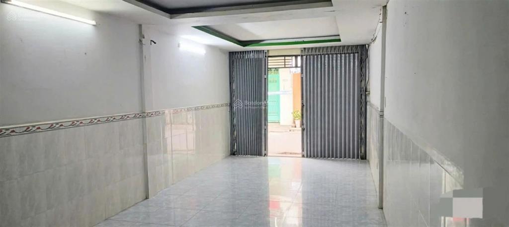 Cần bán gấp nhà btct đường nhựa 10m lạc long quân  quận 11