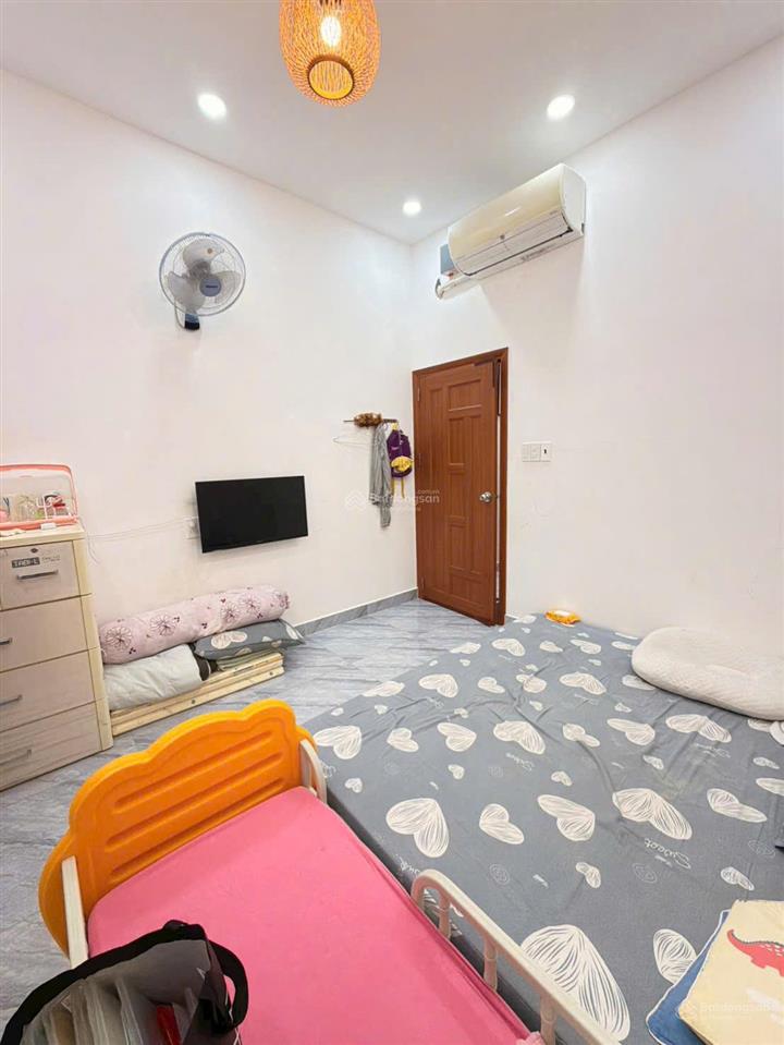 Nhà đẹp cần bán  phan huy ích  tân bình
