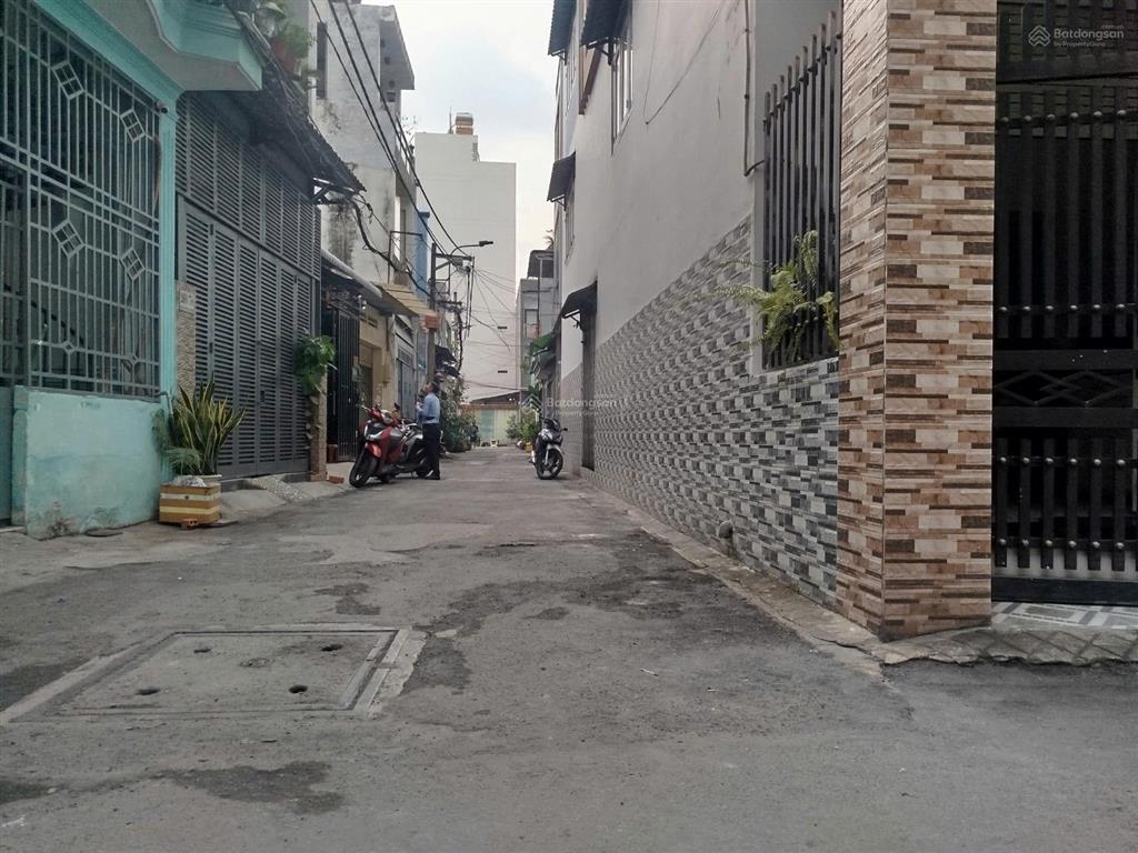 Cần bán gấp nhà 2 tầng  hẻm xe hơi hòa bình  tp