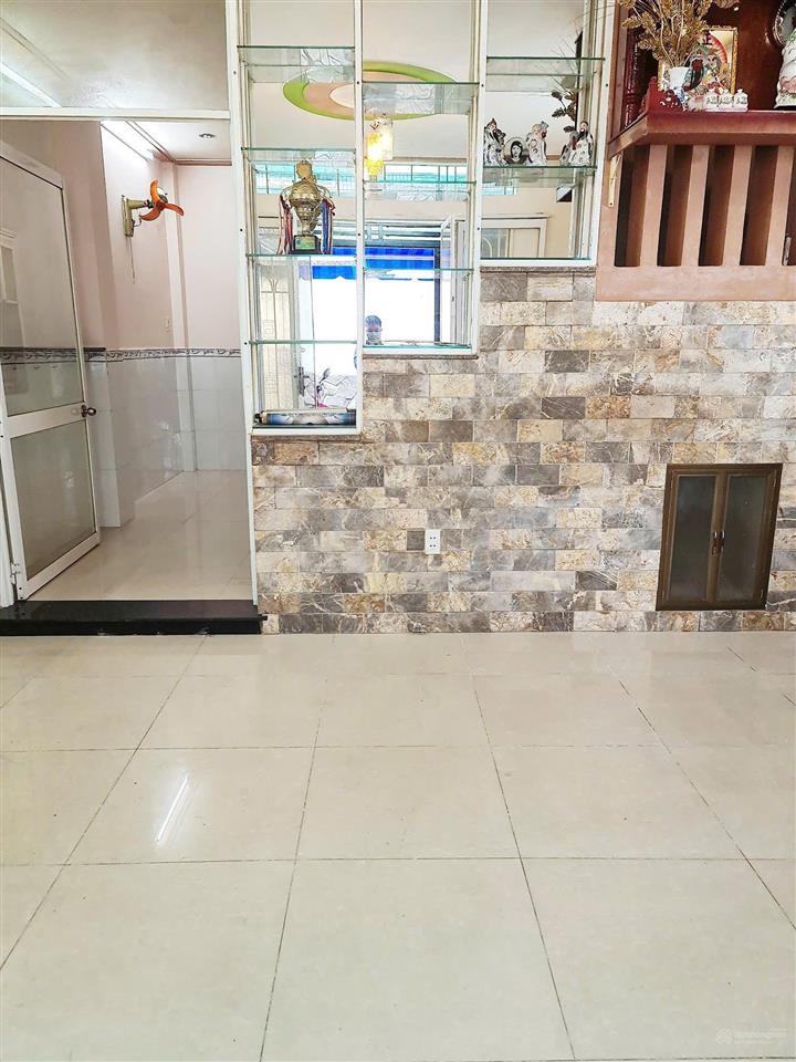 Cần bán gấp nhà 2 tầng  hẻm xe hơi hòa bình  tp