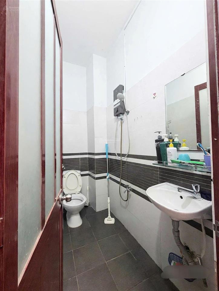Chủ cần bán nhà 2 tầng  hxh huỳnh văn nghệ  tp