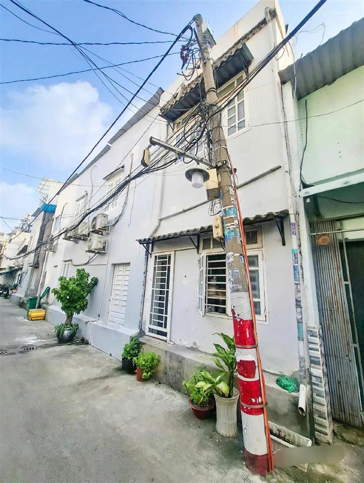 Giảm sâu  bán nhà 2 tầng  hẻm xe hơi trường chinh  tp
