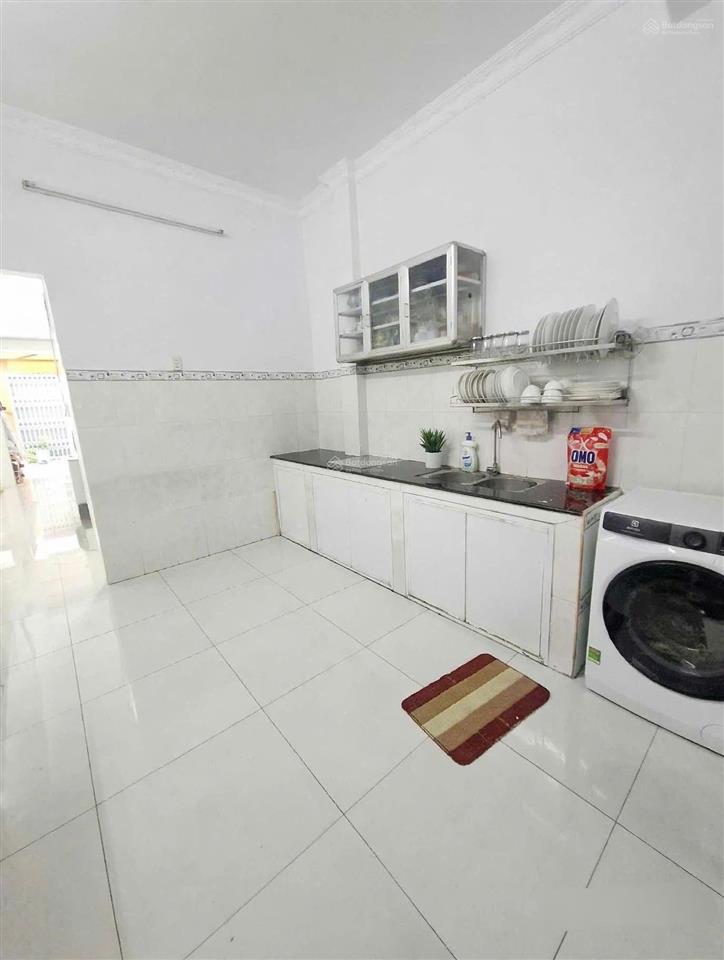 Giảm sâu  bán nhà 2 tầng  hẻm xe hơi trường chinh  tp