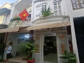 Giảm sâu  bán nhà 2 tầng  hẻm xe hơi trường chinh  tp