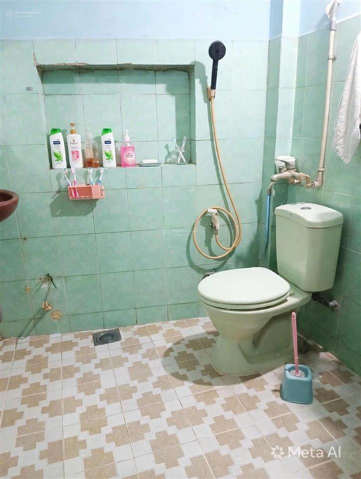Giảm sâu  cần bán nhà đường hòa bình  quận 11