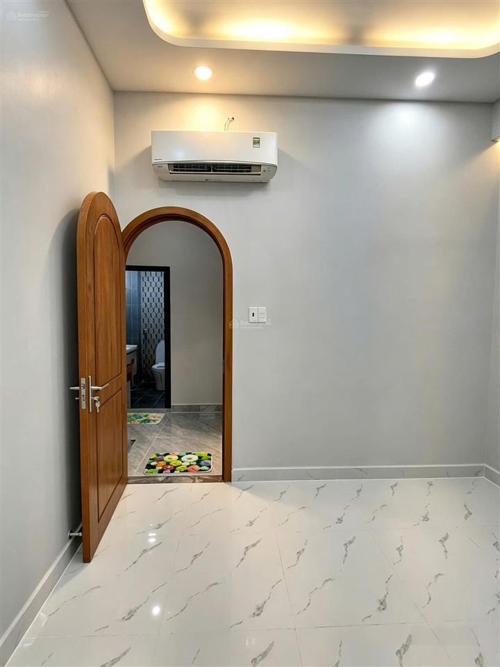 Bán gấp nhà mới tặng full nội thất cao cấp  lê ngã  tp