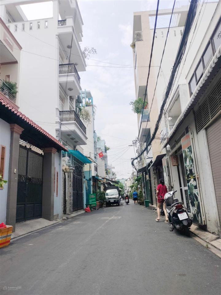Bán nhà hẻm 6m đường văn cao, tân phú  diện tích 4x20m  giá 7,9 tỷ