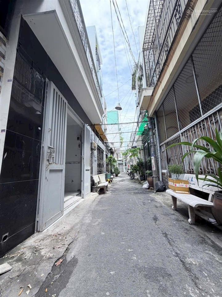 Đất trống khu tân sơn nhì gần lũy bán bích  diện tích 4x23m  giá 6,7 tỷ