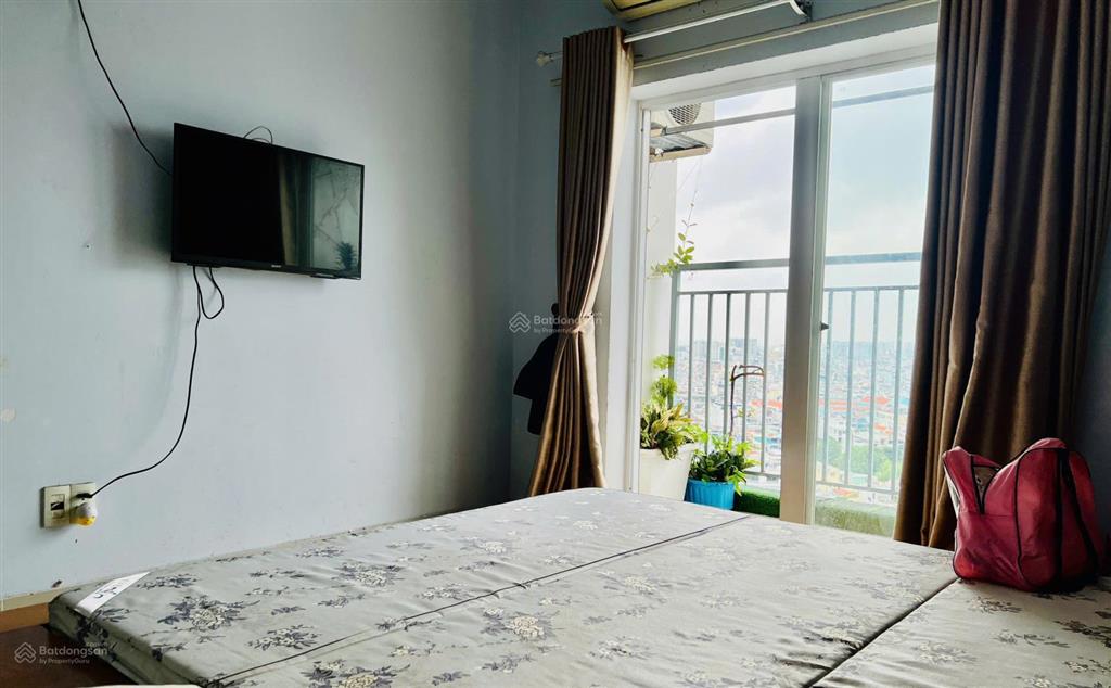Chính chủ cần bán căn 2pn 2wc dự án oriental plaza âu cơ