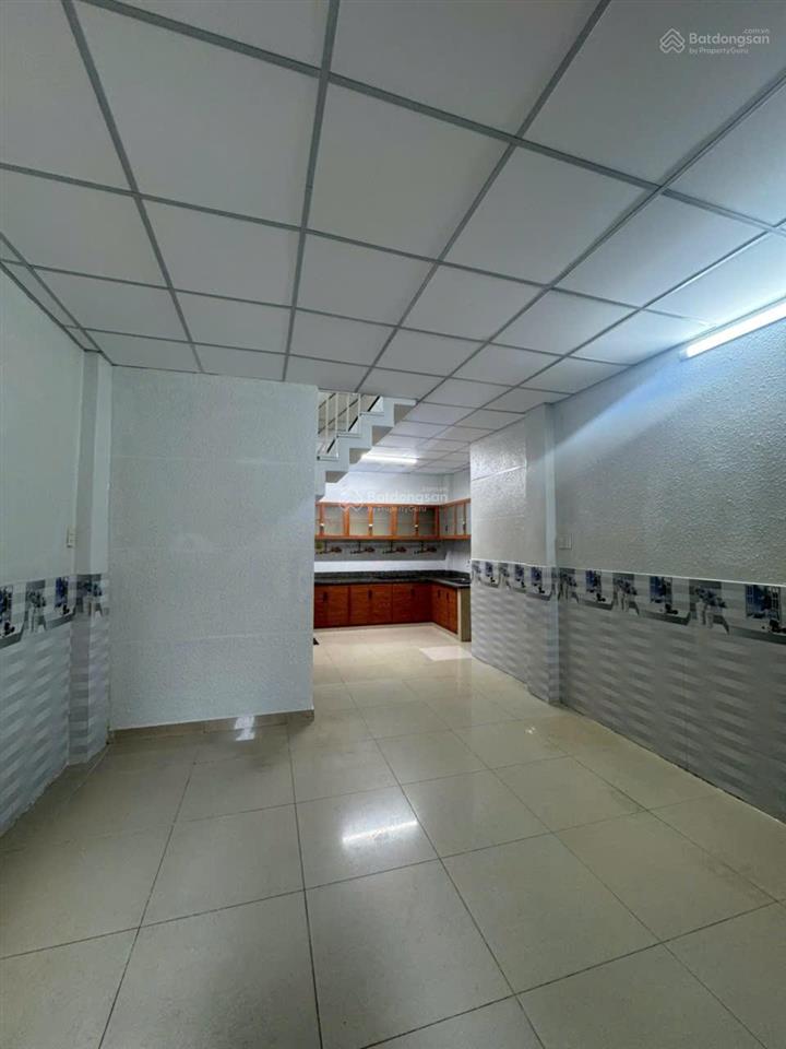 Bán nhà tân phú hẻm đường âu cơ 36m2 chỉ 3,6 tỷ 2 tầng ở ngay