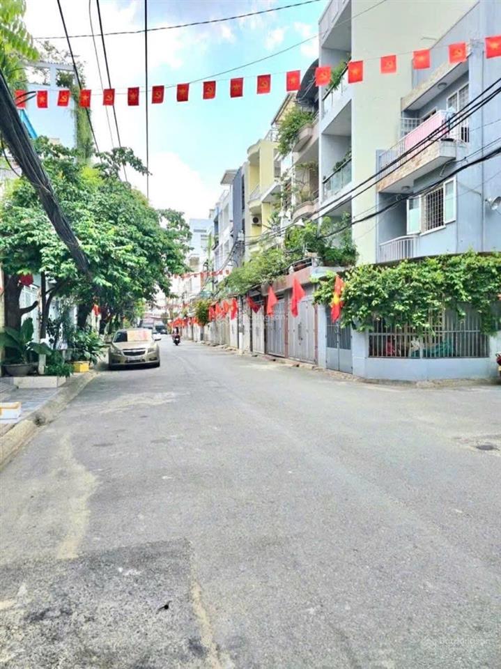 Mặt tiền kd sầm uất 68m giá 10.5 tỷ tại trung tâm tân phú lê niệm .