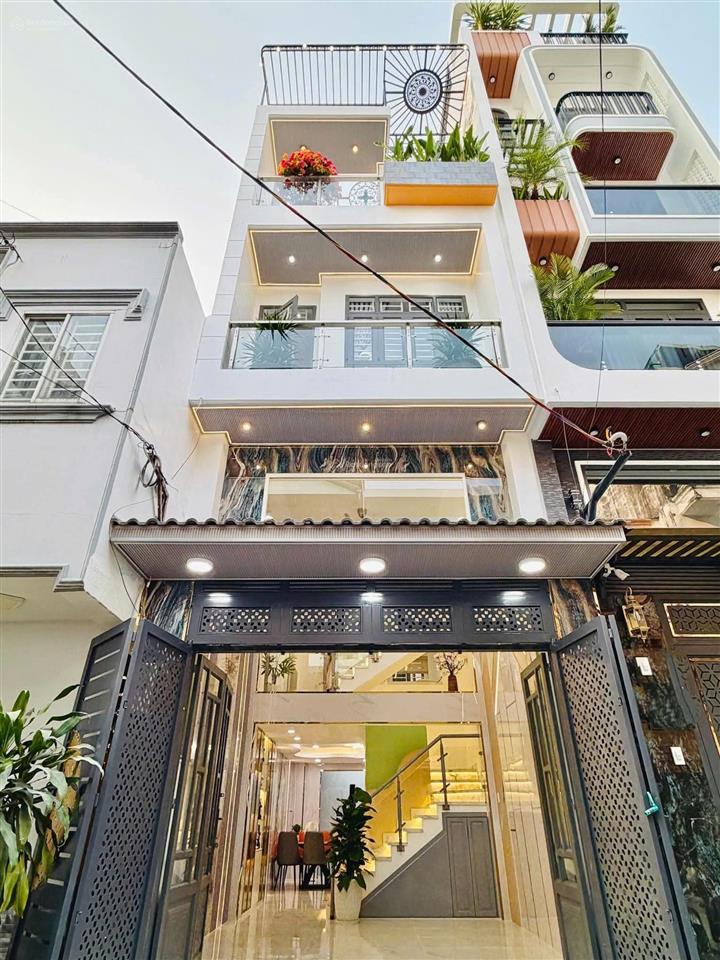 Vị trí cực hiếm ngay chu văn an, 68m2, 4 tầng đúc, 5 pn 6wc, kế chợ bình tây, hẻm xe tải tới nhà