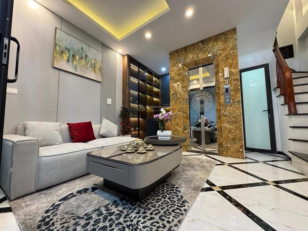 Nhà mặt ngõ phố minh khai  hbt, vừa ở vừa kinh doanh, thiết kế có thang máy, dt 33m, giá 7.5 tỷ