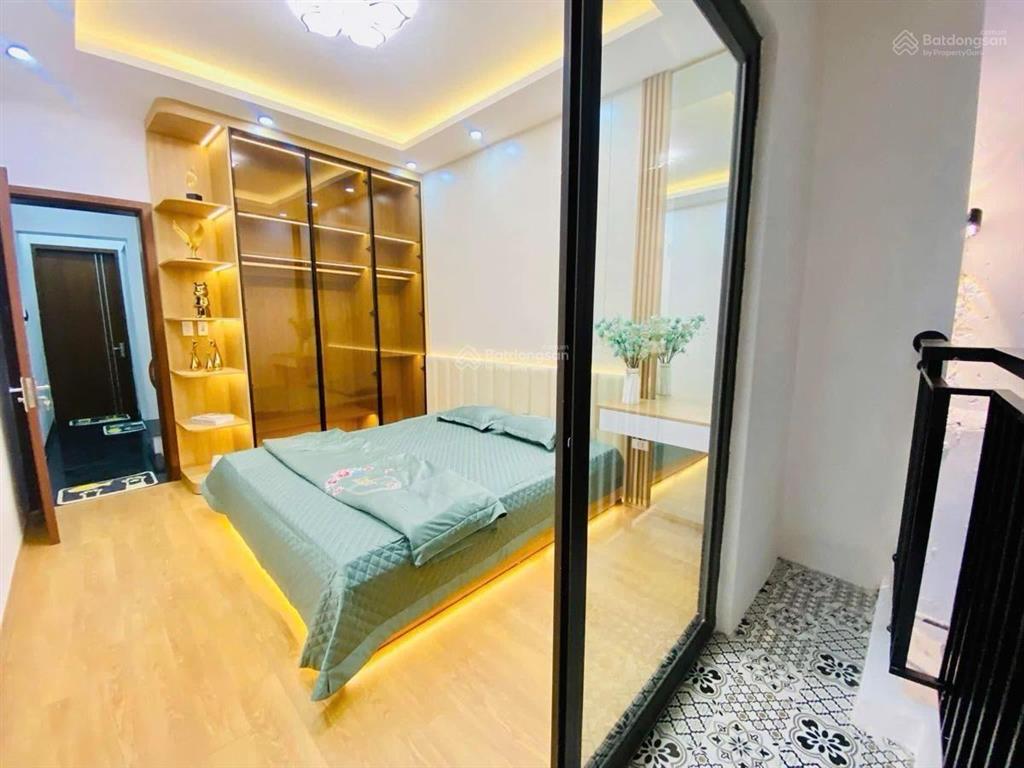 Bán nhà phố minh khai  hbt, vị trí đẹp, 30m ra phố, 48 m, nhà đẹp về ở ngay, sổ nở hậu, giá 12.2tỷ