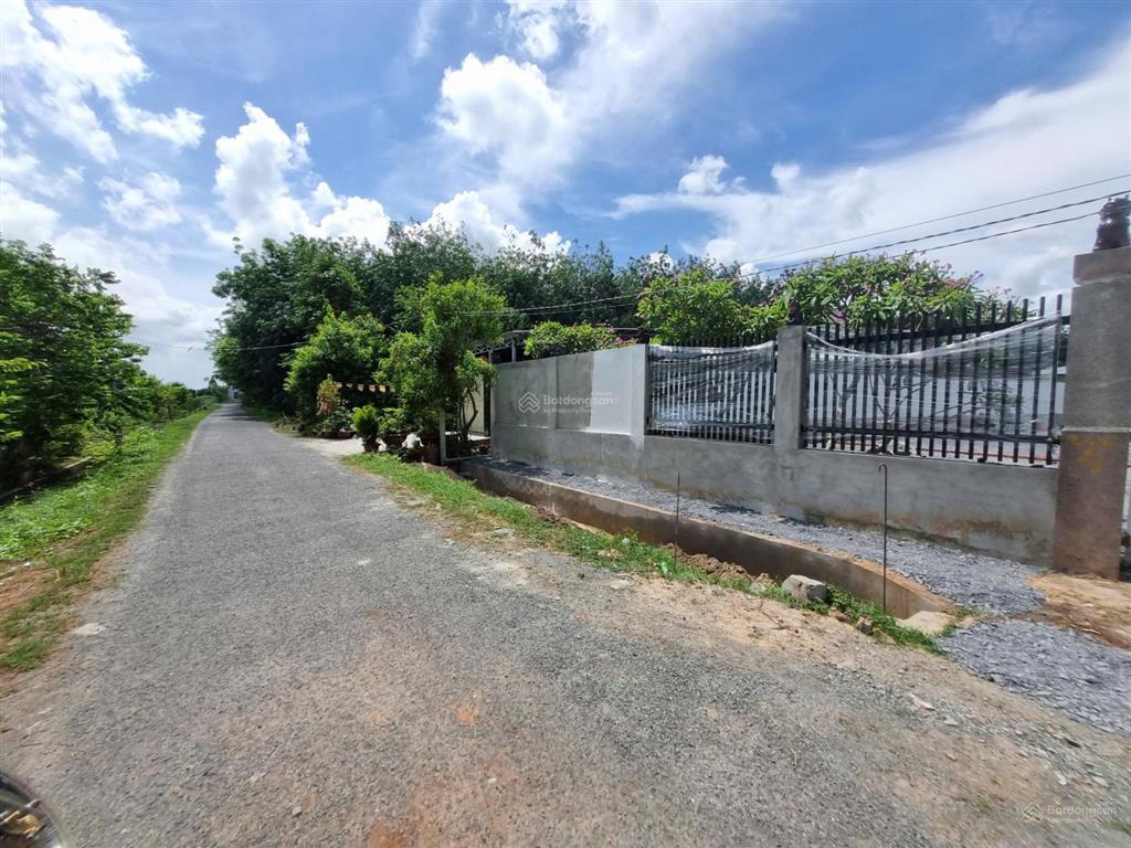 5x25 đường nhựa thông, gần chợ phước thạnh. 470tr