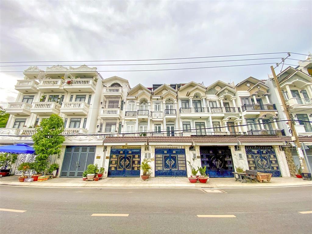 Bán nhà riêng, chính chủ, độc nhất vô nhị, 68m2, 3 tầng, chỉ 11 tỷ