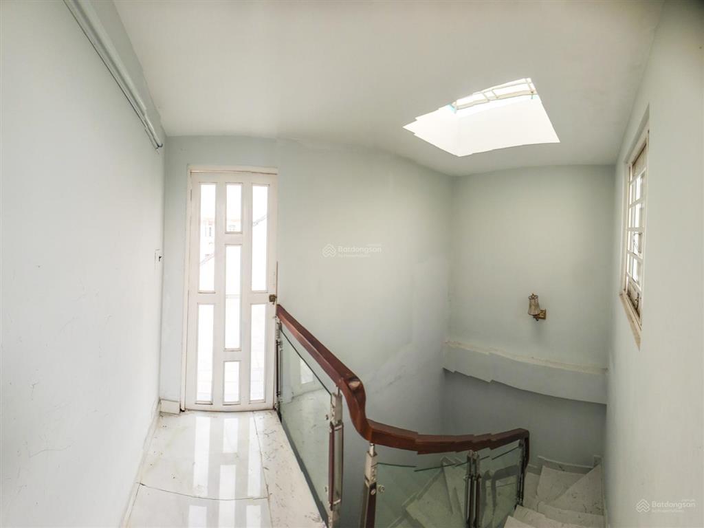 Bán nhà riêng, chính chủ, độc nhất vô nhị, 68m2, 3 tầng, chỉ 11 tỷ