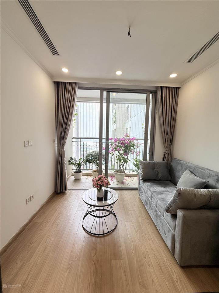 Hiếm! chính chủ gửi bán gấp ch 1pn+ view hồ 52m vinhomes gardenia từ 4,8x tỷ |  0974 999 ***