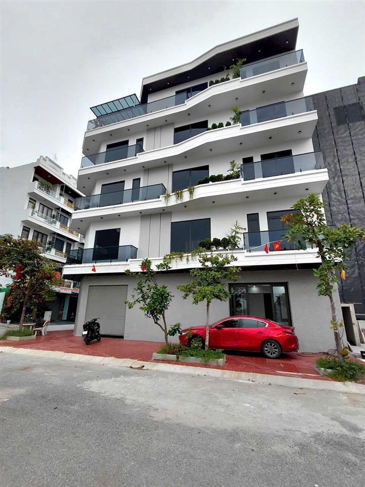 Nhà tái định cư A51 Hồ Sen lô góc 2 mặt tiền cực thoáng