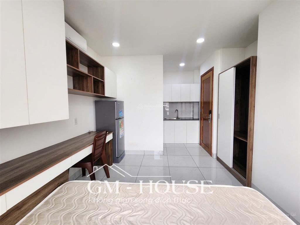 Cho thuê căn hộ dịch vụ cao cấp nguyễn văn đậu bình thạnh, thang máy, có hồ bơi, full nội thất.