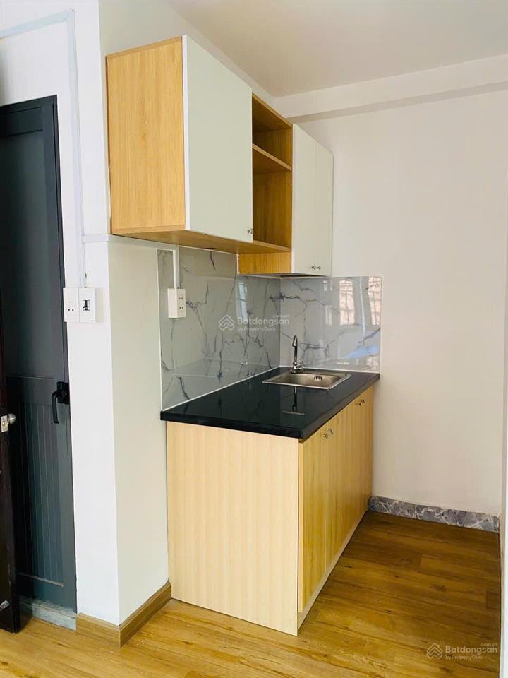Cho thuê căn hộ studio ban công rộng mát đường d5, phường 25, bình thạnh