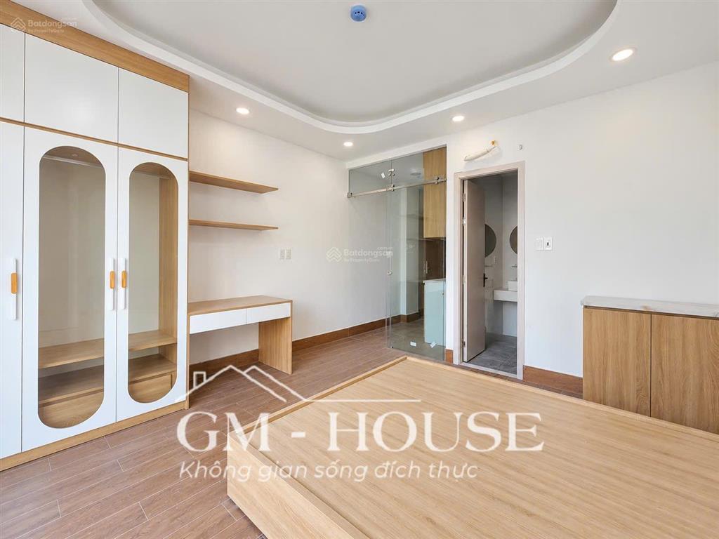 Cho thuê căn hộ nơ trang long mới 100%  ban công  có thang máy  hẻm ô tô  sát quận 1