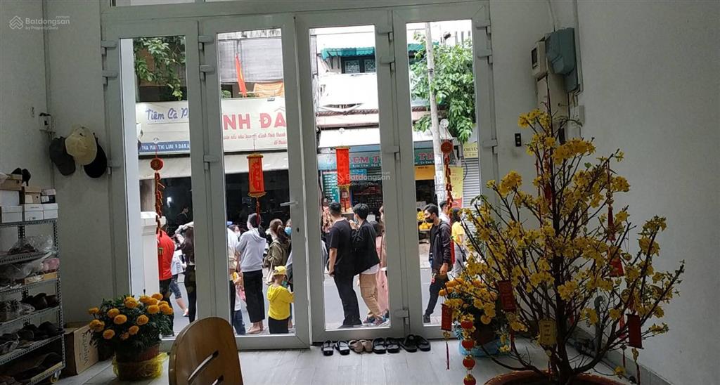 Cho thuê mặt bằng + tầng lửng và lầu 1