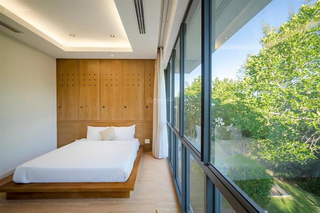 Bán nhà biệt thự the ocean villas thuộc vina capital, lô b1, dt 508m2, full nội thất