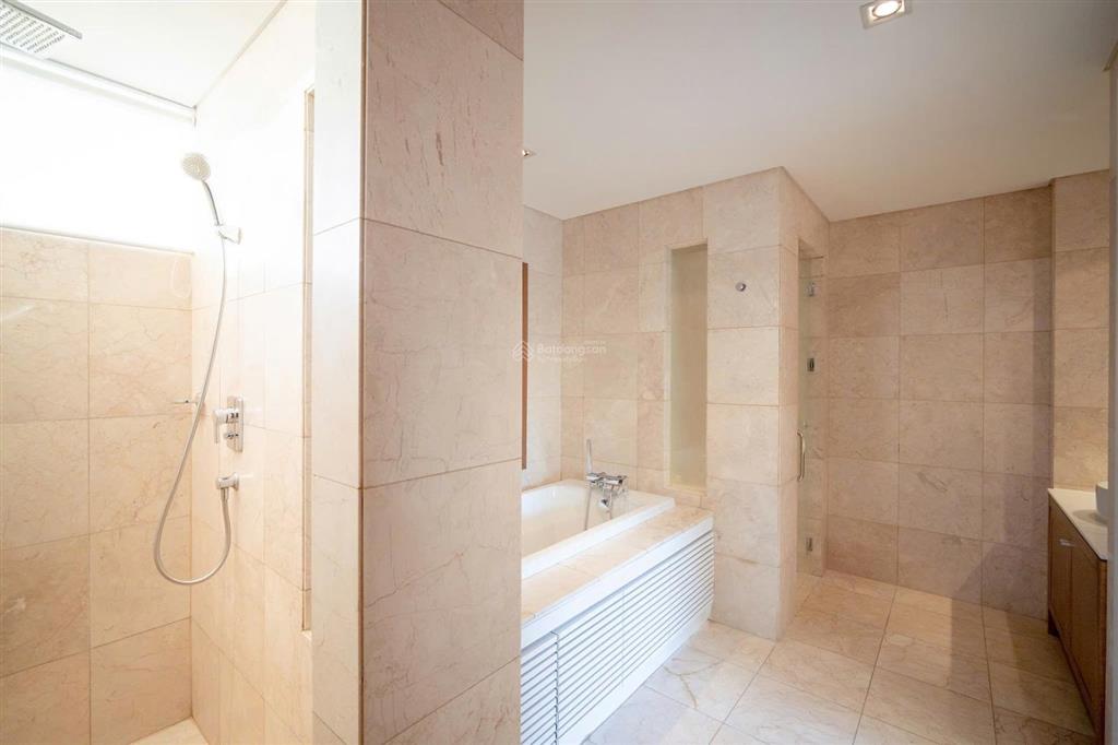 Bán nhà biệt thự the ocean villas thuộc vina capital, lô b1, dt 508m2, full nội thất
