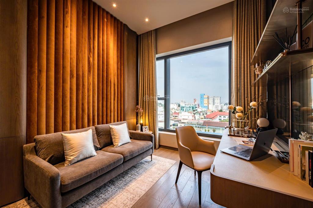 Siêu vip  bán căn 4 phòng ngủ 3wc, có slot oto riêng, đã có sổ. nhà đầy đủ nội thất