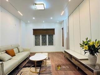 Chính chủ nhờ bán nhà tây mỗhưởng trọn tiện ích vinsmarthàng xóm tri thứcdt 45m2giá 8 tỷ 2