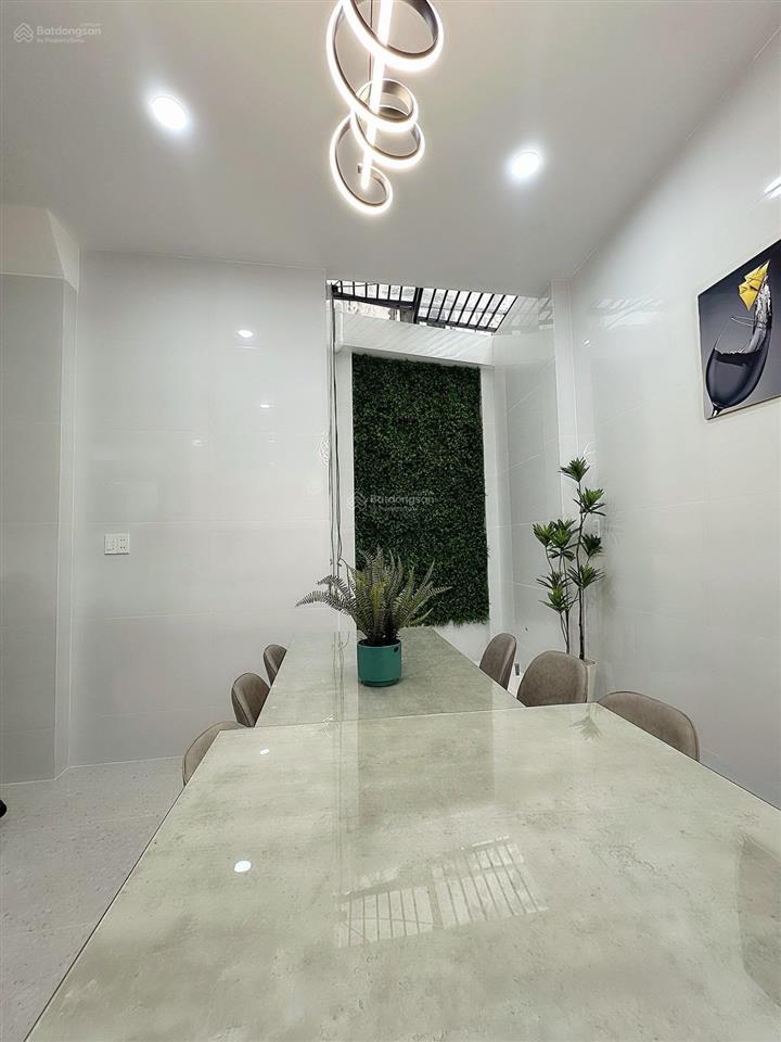 Nhà thang máy tân bình full nội thất âu cơ, p. 9, quận tân bình, hẻm rộng, ô tô đỗ cửa