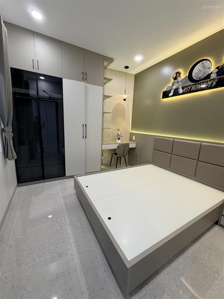 Nhà thang máy tân bình full nội thất âu cơ, p. 9, quận tân bình, hẻm rộng, ô tô đỗ cửa