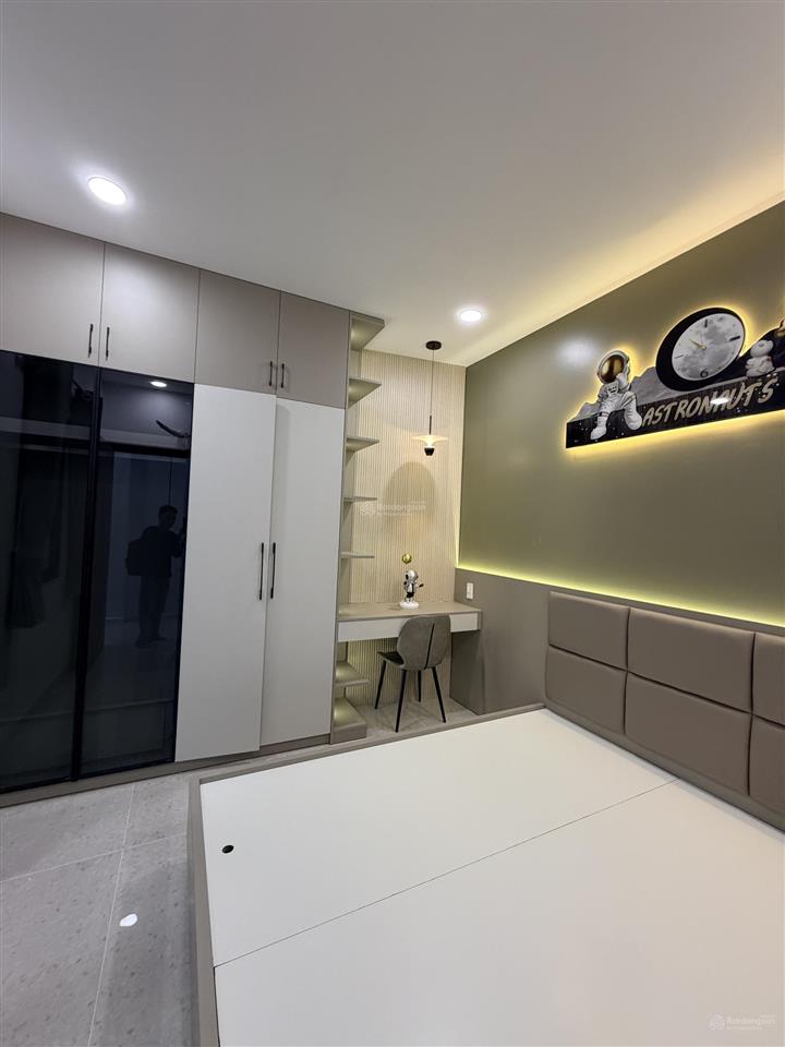 Nhà thang máy tân bình full nội thất âu cơ, p. 9, quận tân bình, hẻm rộng, ô tô đỗ cửa