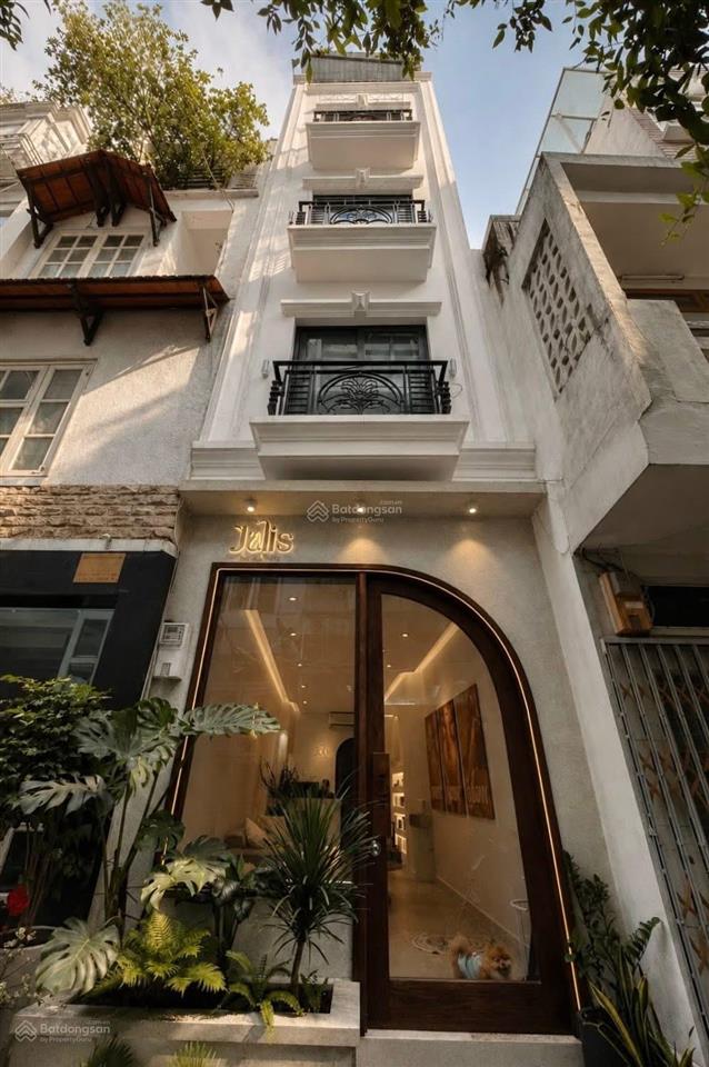 Bán nhà đường phạm ngọc thạch q.3  5 tầng btct  có dòng tiền cho thuê