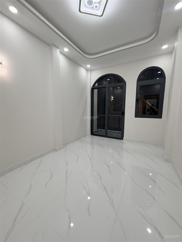 Bán nhà bến phú lâm nhà mới 3 lầu giáp quận 11 chỉ 5.6 tỷ  ngay cầu vượt cây gõ