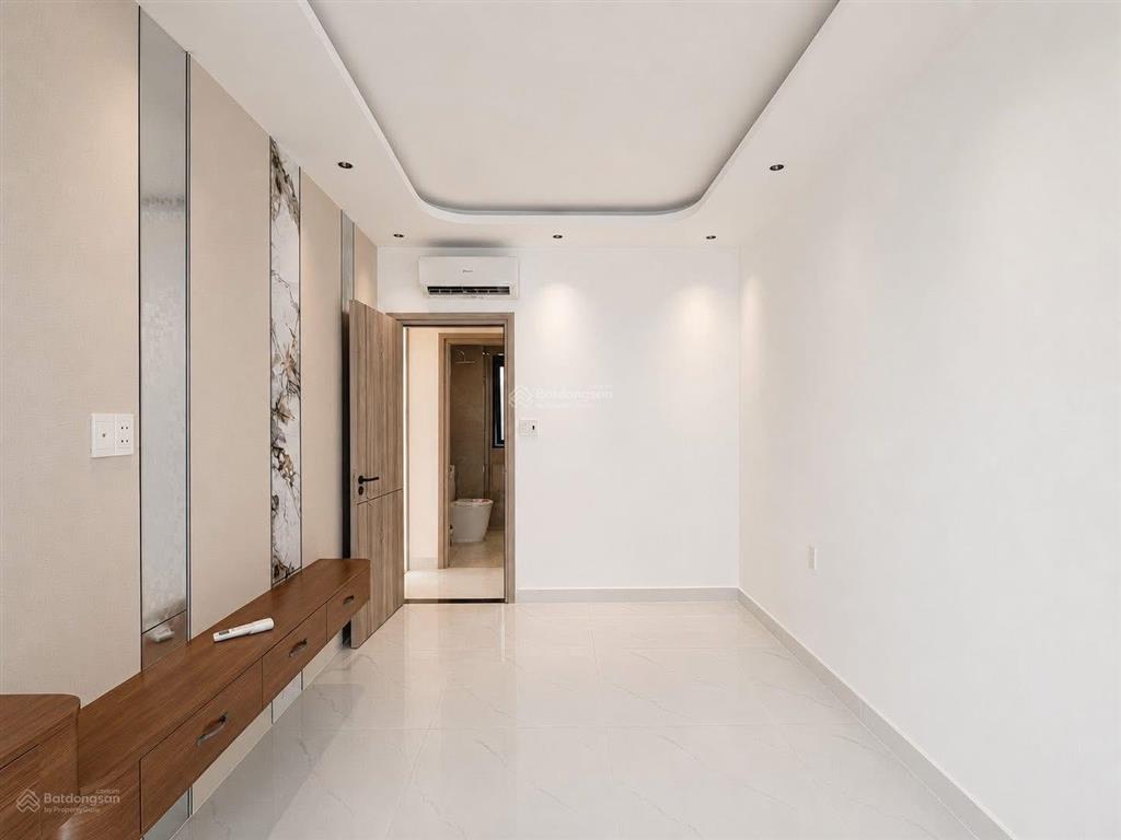 Bán nhà tk  võ văn kiệt  trần hưng đạo quận 1 nhà xây mới từ móng 4 tầng chỉ 6,88 tỷ