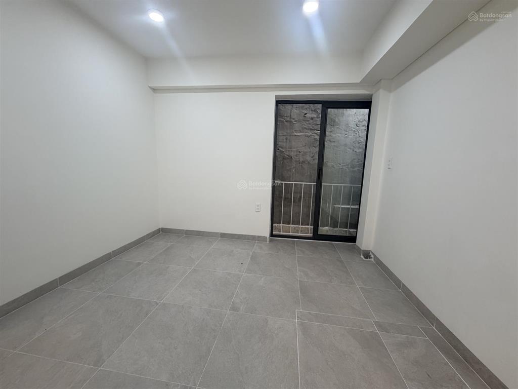 Bán nhà hẻm 4,5m huỳnh văn bánh p.17 q.phú nhuận  4,8m x 9m  5pn 6wc