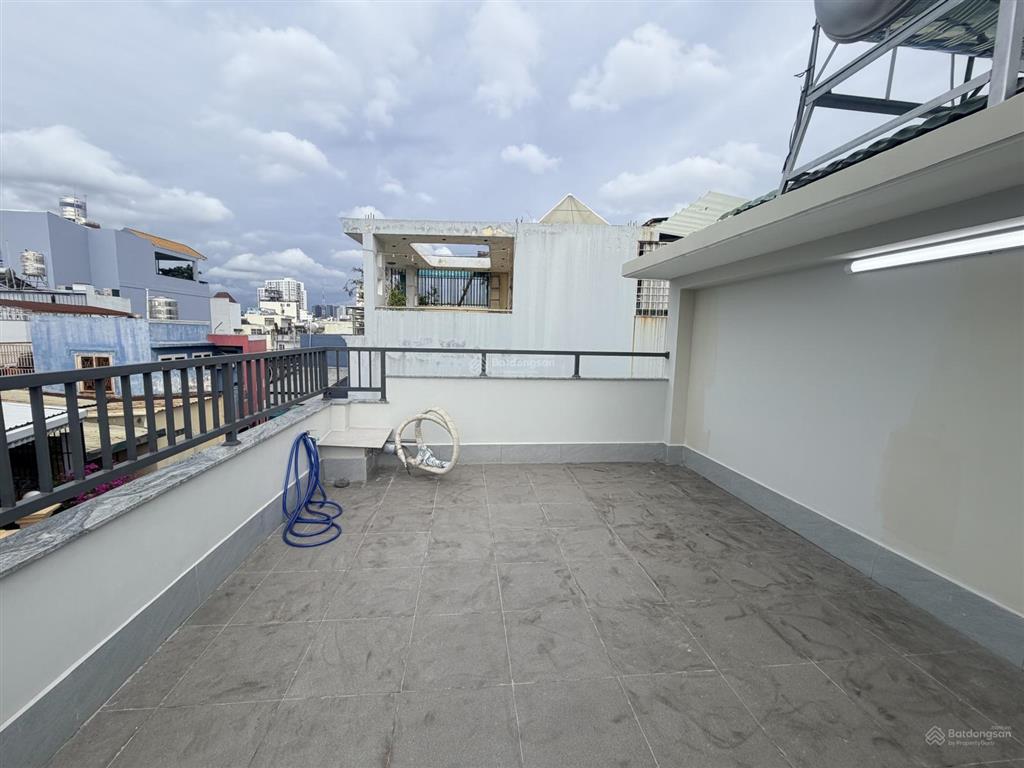 Bán nhà hẻm 4,5m huỳnh văn bánh p.17 q.phú nhuận  4,8m x 9m  5pn 6wc