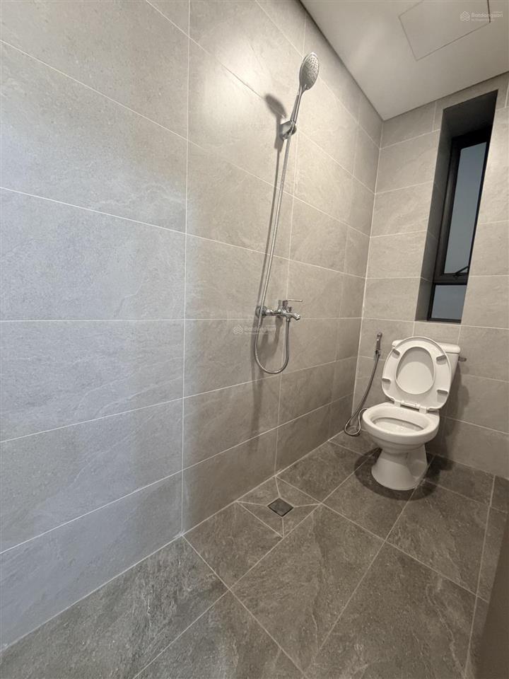 Bán nhà hẻm 4,5m huỳnh văn bánh p.17 q.phú nhuận  4,8m x 9m  5pn 6wc