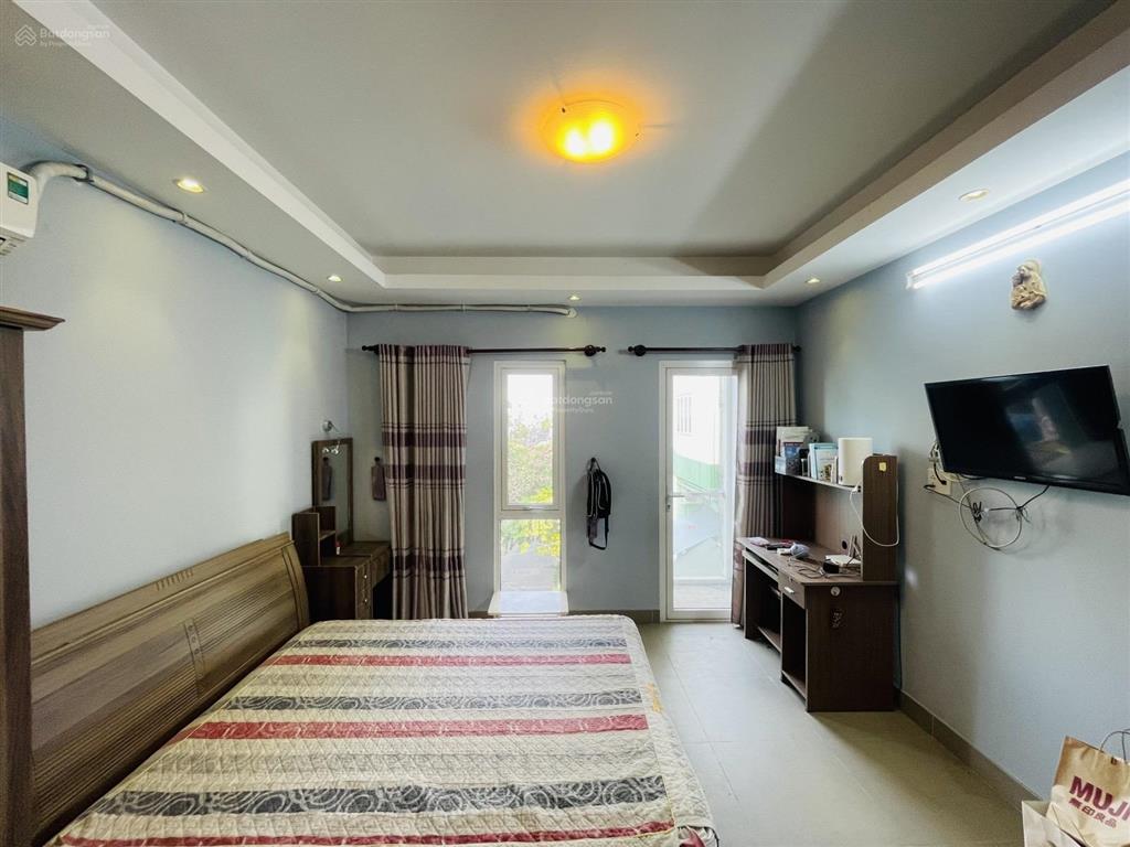 Cần bán nhà tô hiến thành quận 10 5 tầng hẻm xe tải tận cửa 6pn 4wc