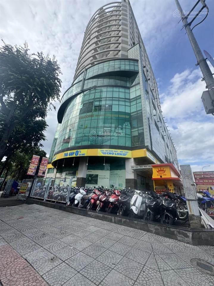 Cần bán căn hộ h2 hoàng diệu quận 4 131m2 3pn rộng rãi chỉ 8. x tỷ
